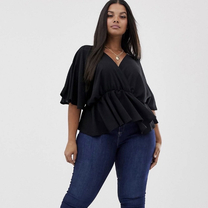 Product Blusa PrettyLittleThing Plus