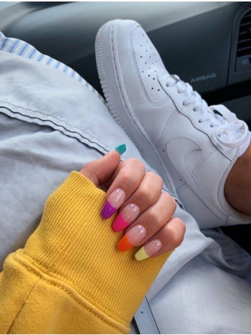 Moda Ideias de unhas🦋