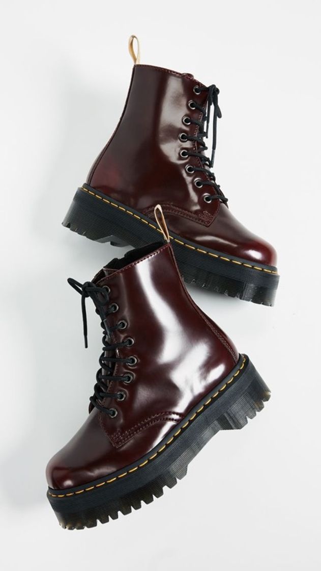 Moda Dr Martens bordo