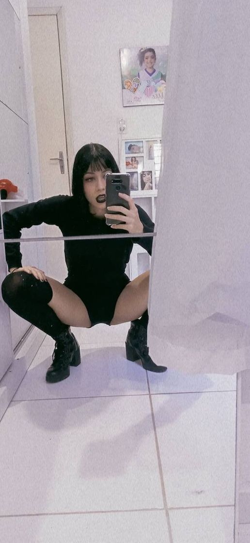 Black 🖤✨