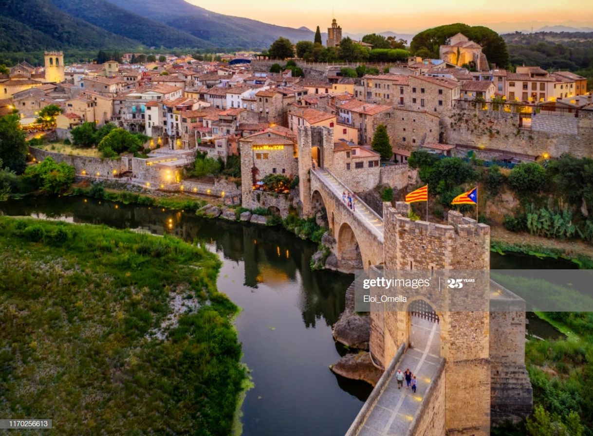 Place Besalú