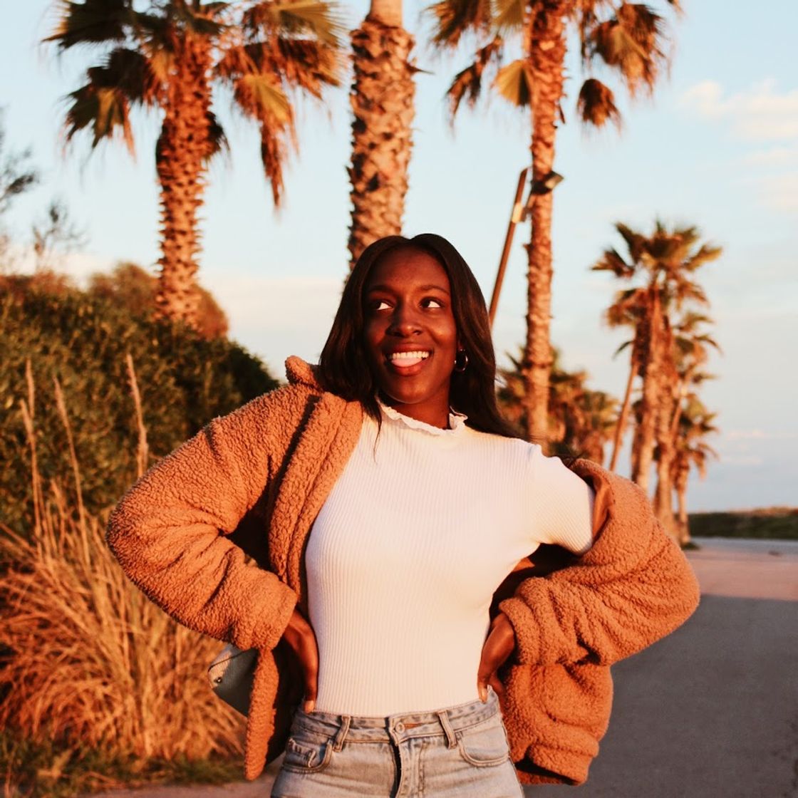 Social Between my clothes