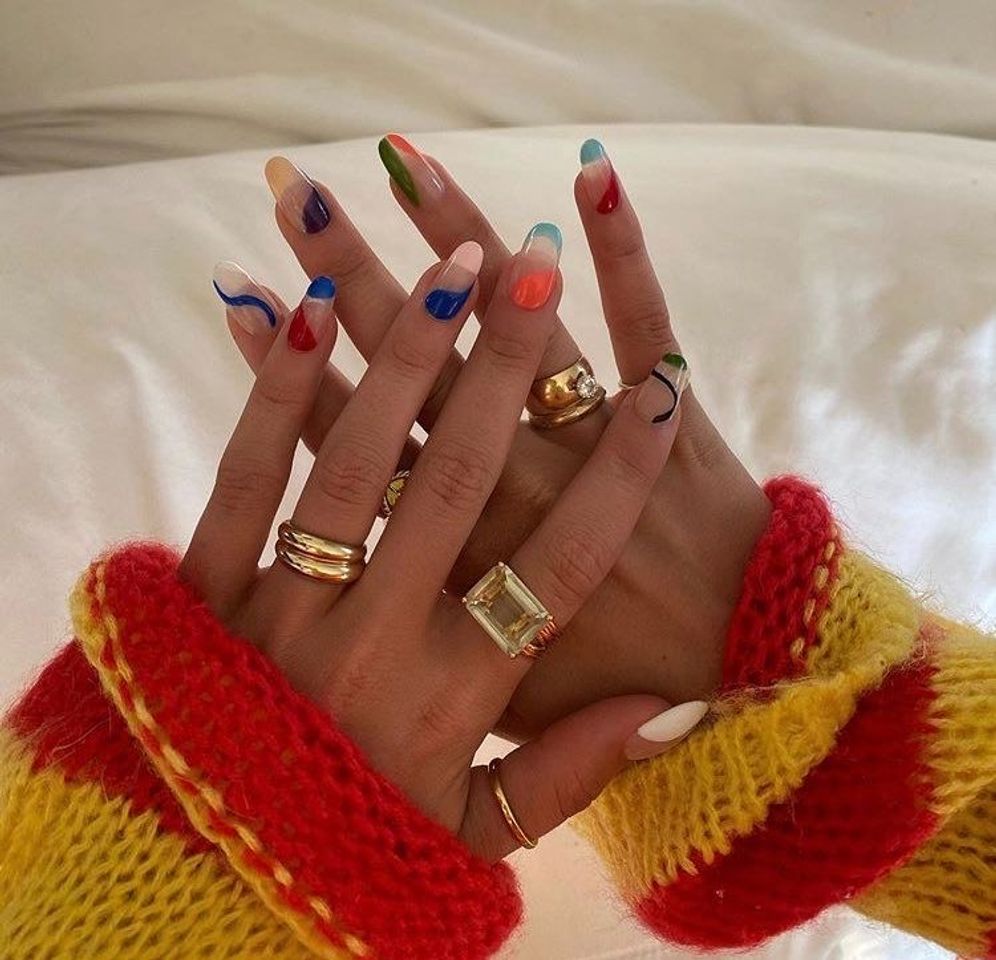 Moda Nail inspo