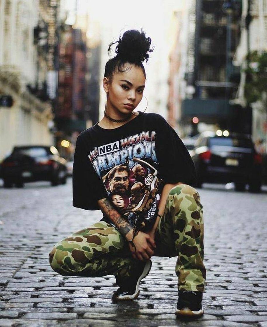 Social Women's fashion 