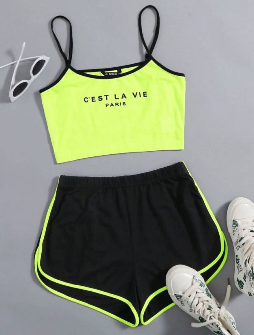 Moda Conjunto de shorts e cropped 