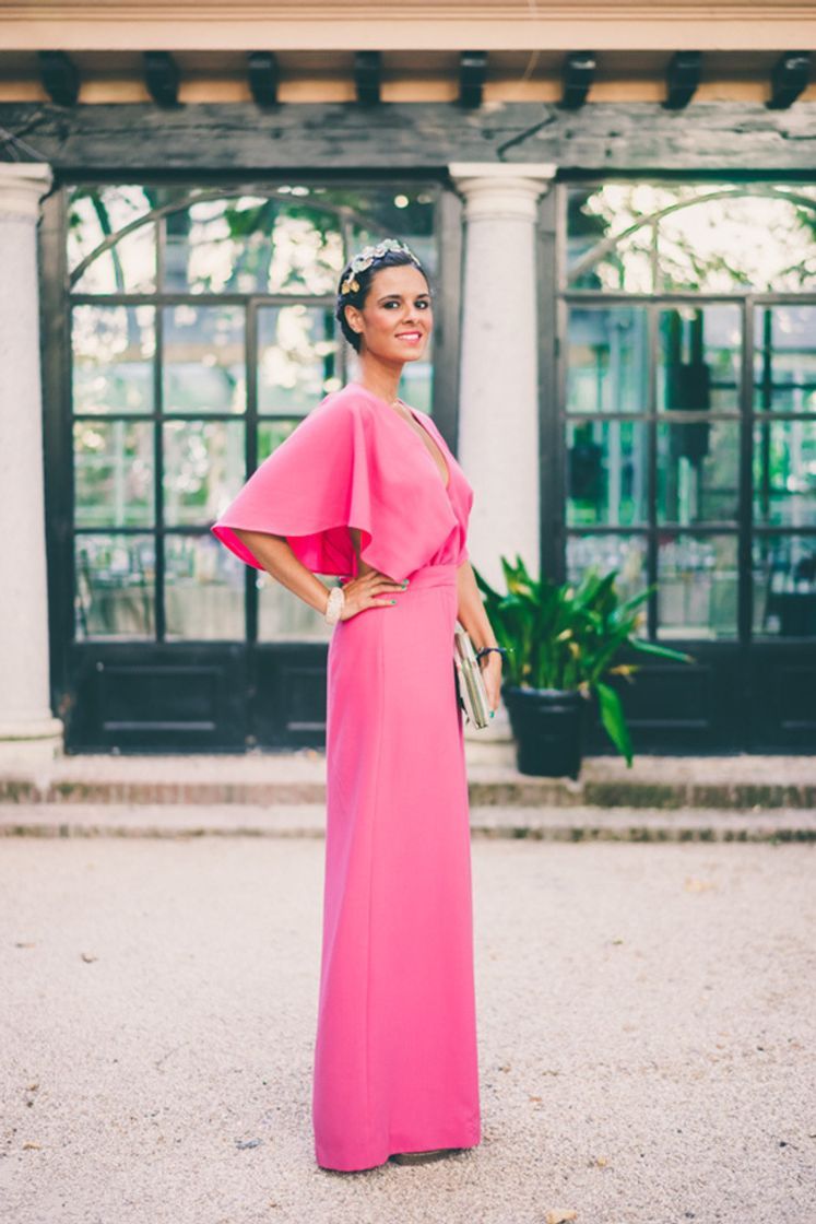 Lugar La Mas Mona Alquiler de vestidos y accesorios