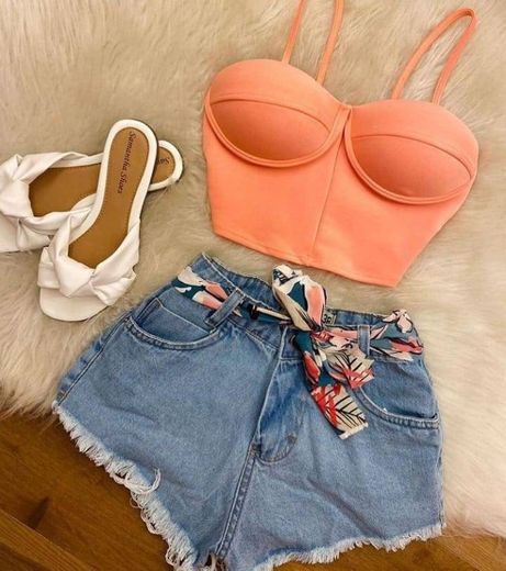 Top e short jeans