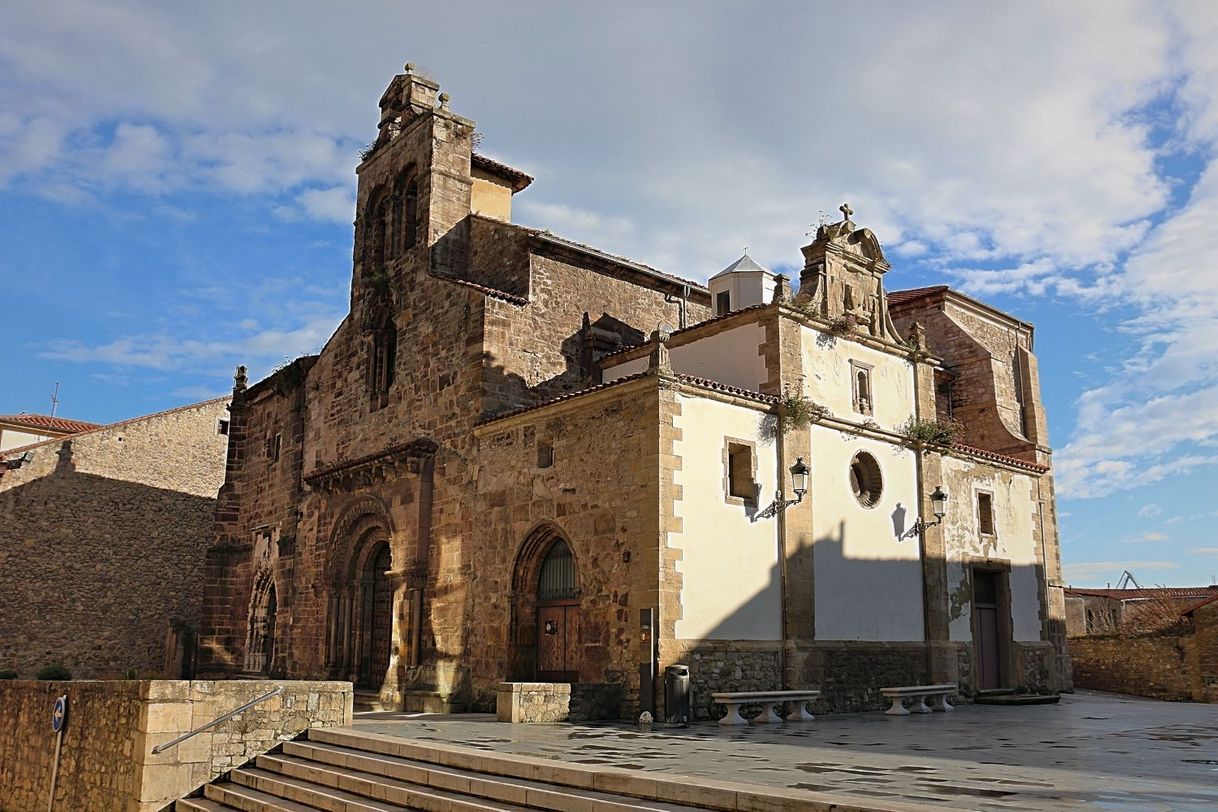 Lugar Iglesia de San Antonio (Antiguos Padres Franciscanos)