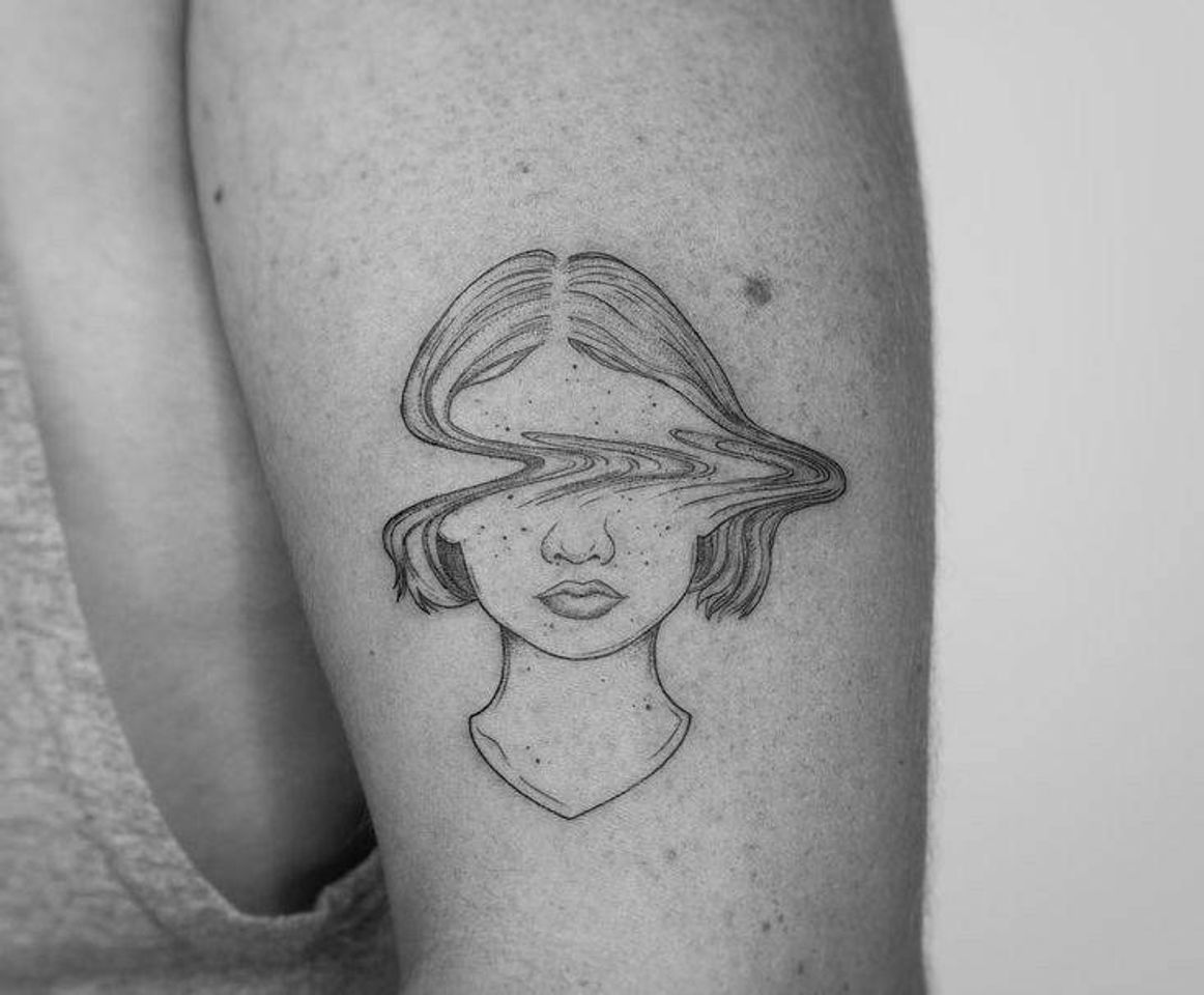 Moda inspiração de tatuagem 