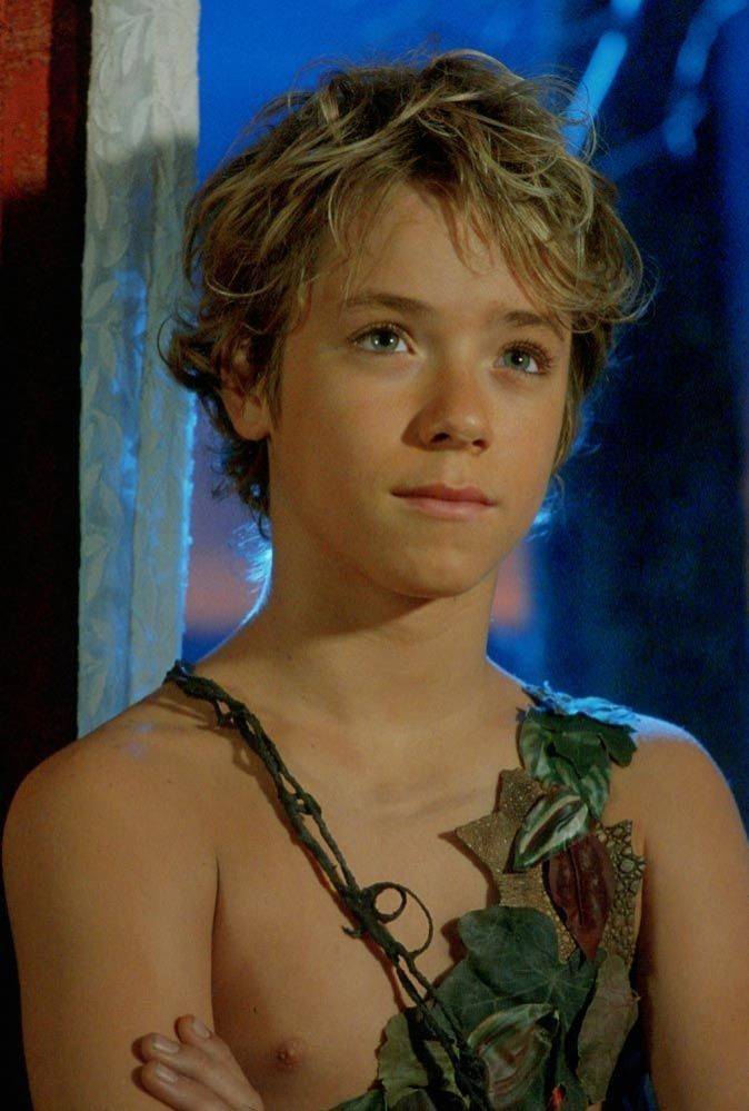 Fashion Jeremy Sumpter (@jeremysumpterofficially) • Instagram photos and ...