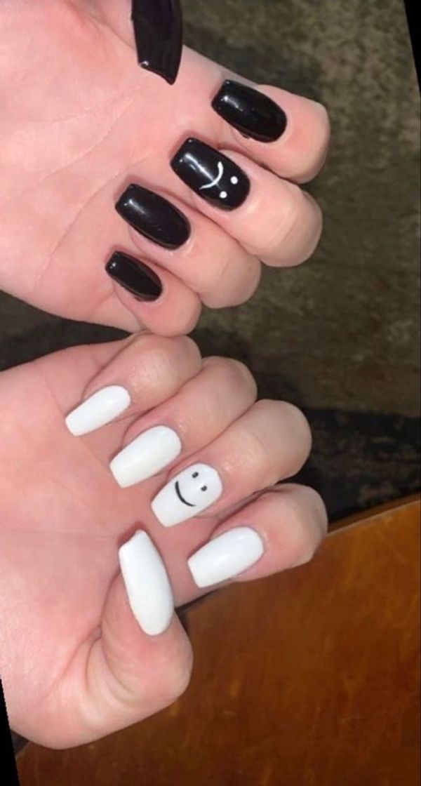 Fashion Unhas de carinhas 