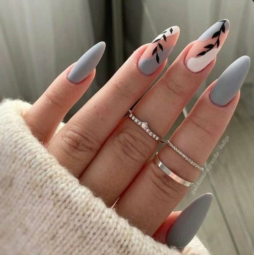 Nails & colors