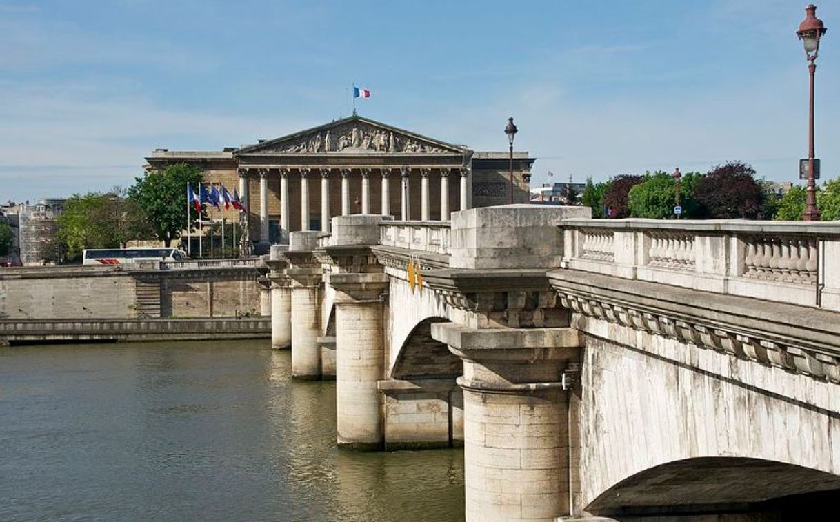 Place Pont De la Concorde