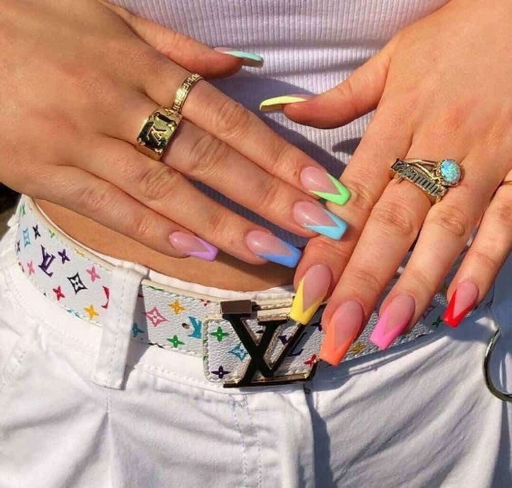 Moda Unhas coloridas