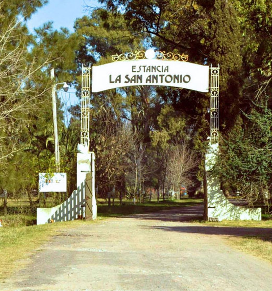 Lugar La San Antonio Estancia Alojamiento - Dia de Campo - Eventos