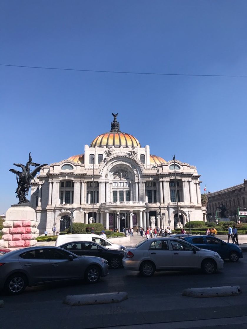 Lugar Bellas Artes