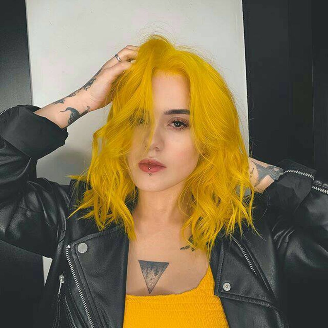 Moda Yellow hair