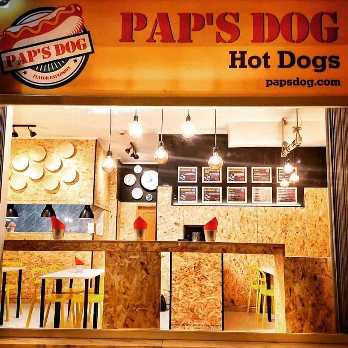 Restaurants Paps Dog