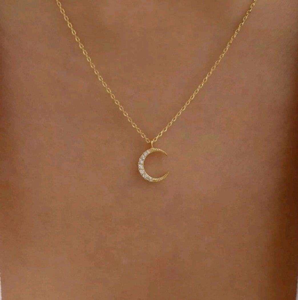 Social Collar con una luna