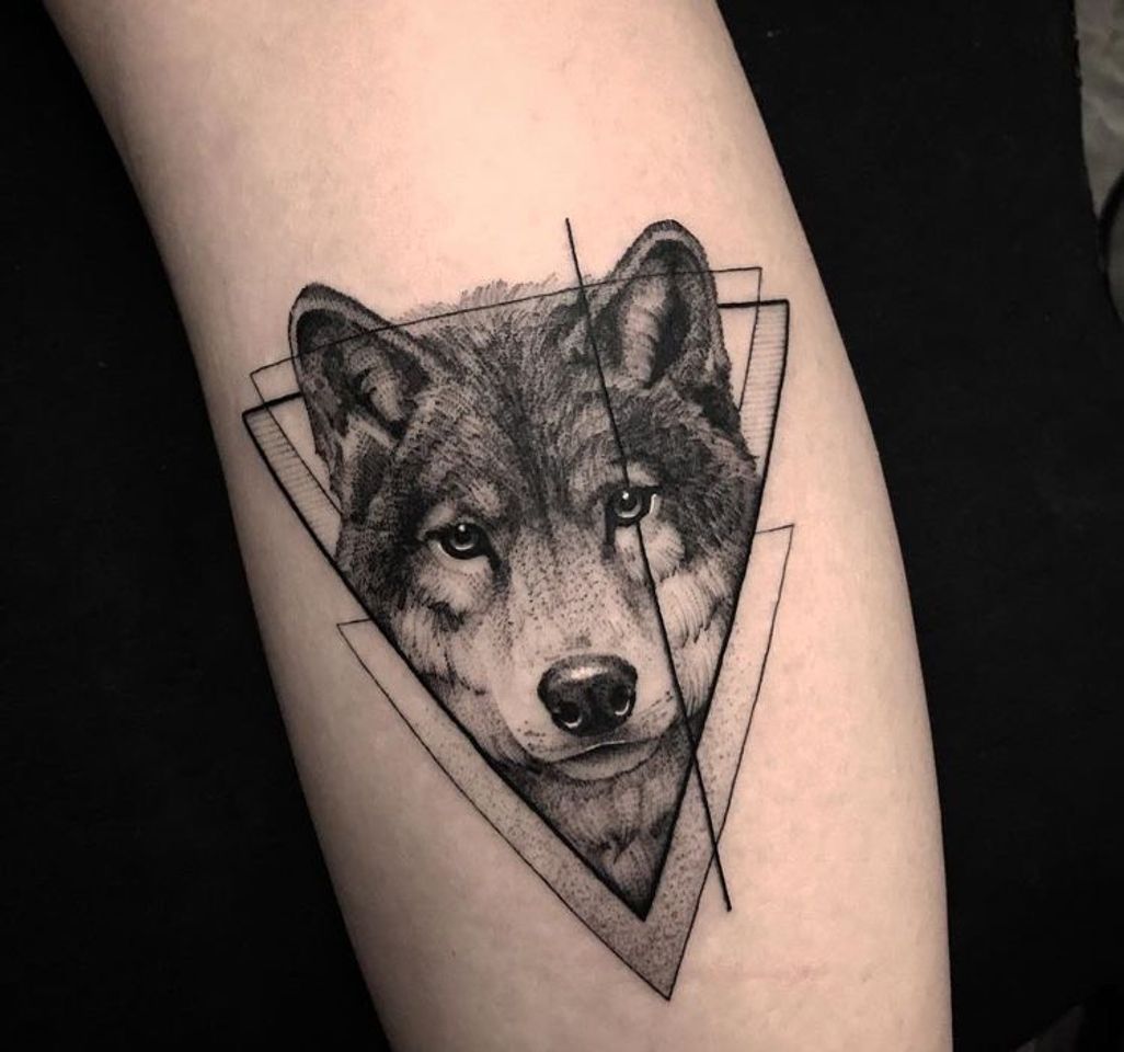 Fashion Tatuagem lobo