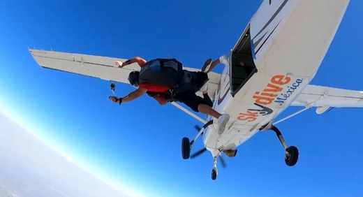 Skydive México - Paracaidismo Tequesquitengo