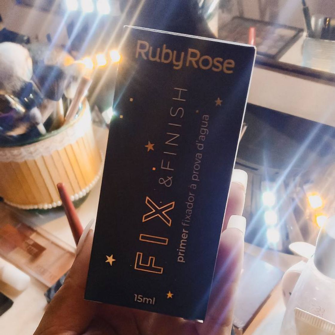 Social Primer Fix&Finish Ruby Rose
