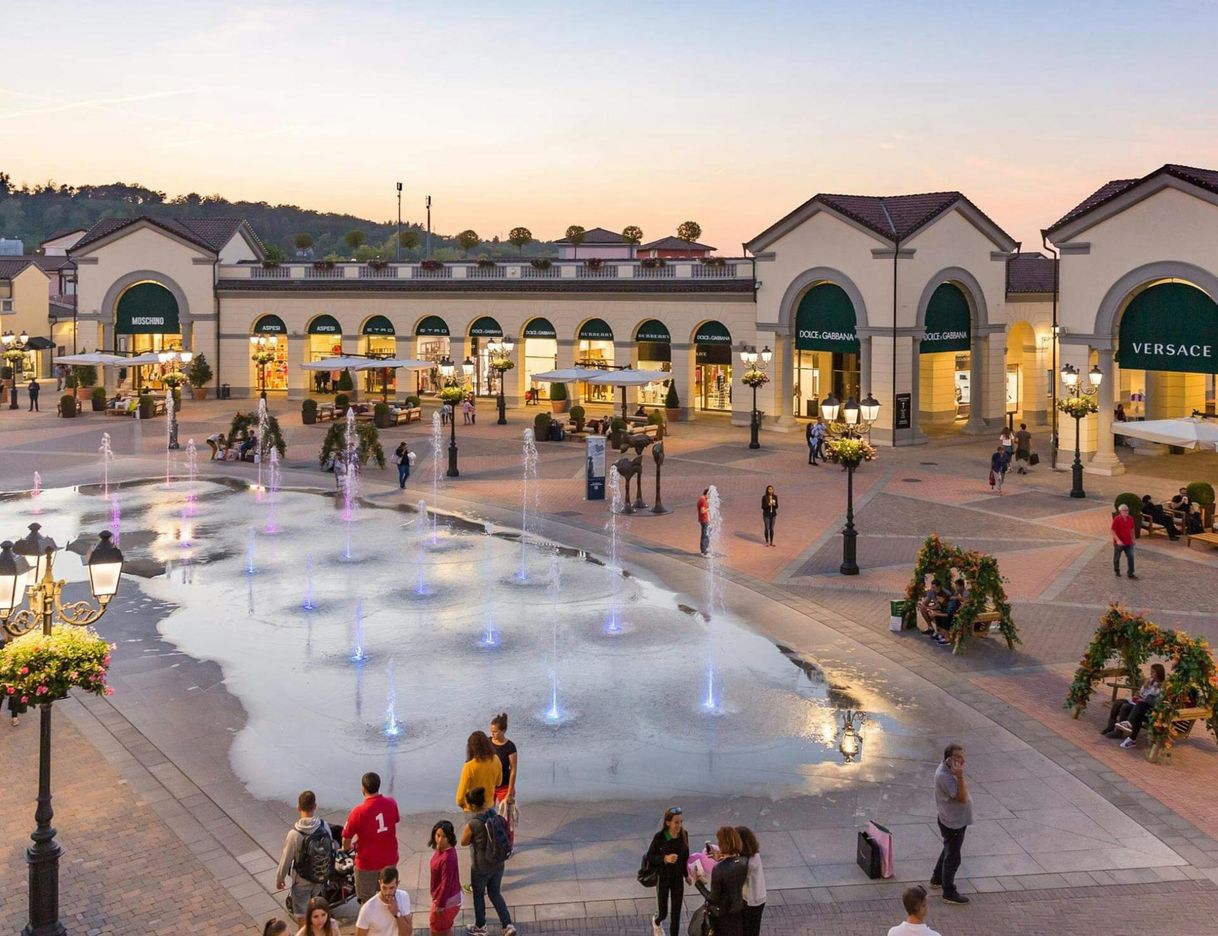 Lugar Serravalle Designer Outlet