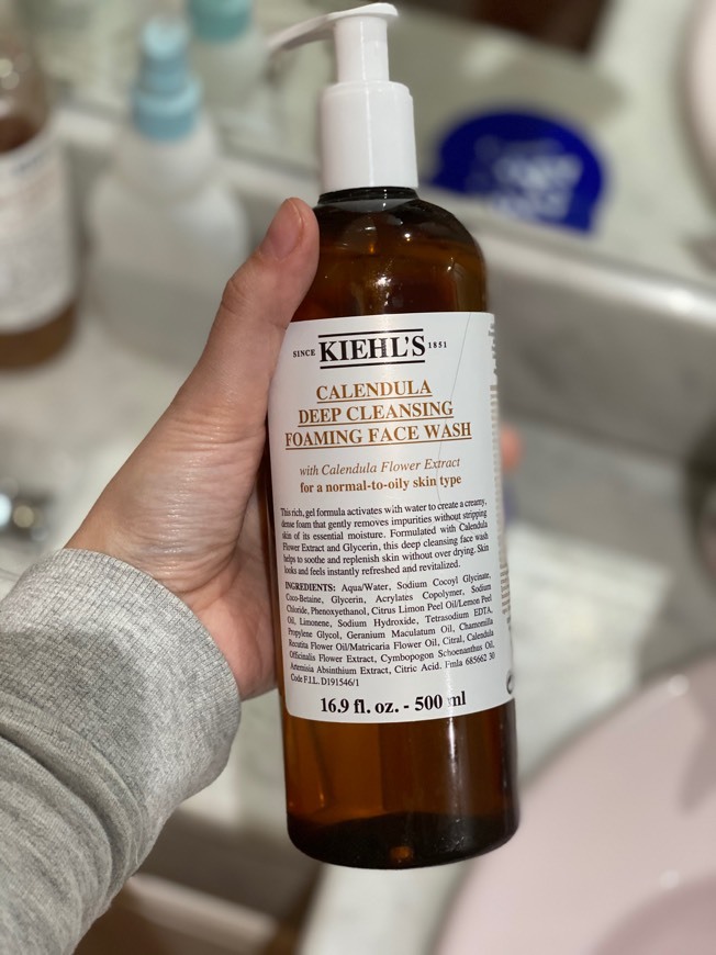 Productos Limpiador facial con caléndula de Kiehl’s