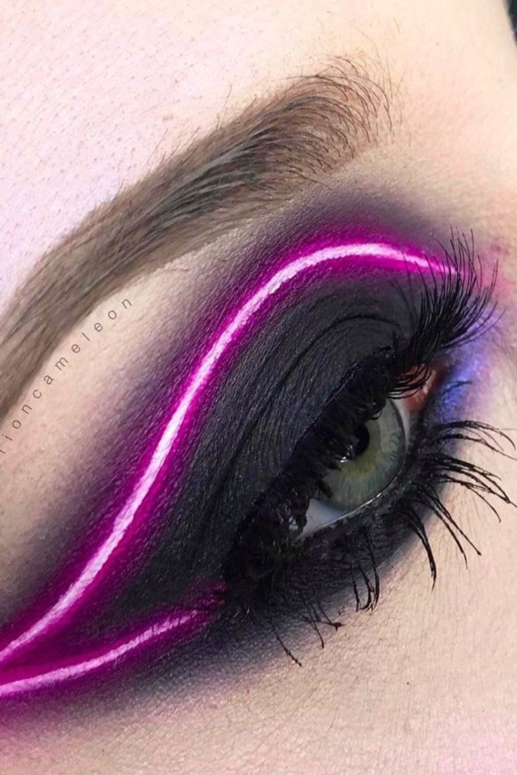 Moda Neon makeup 