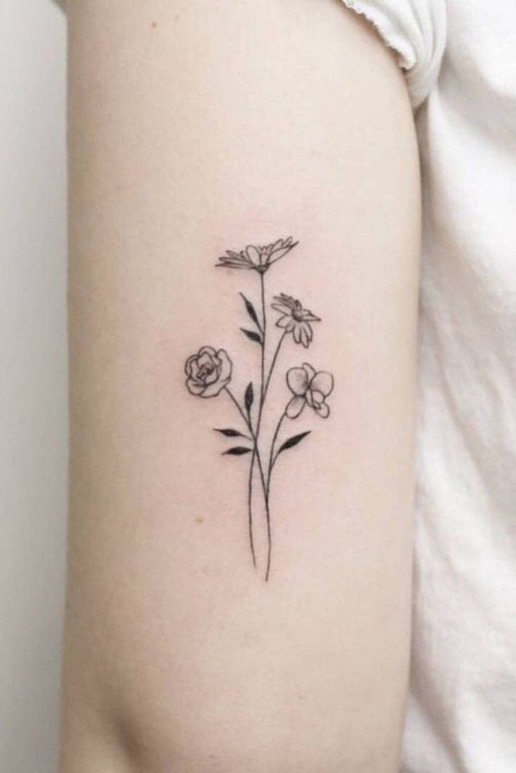 Fashion tatuagem de flores 