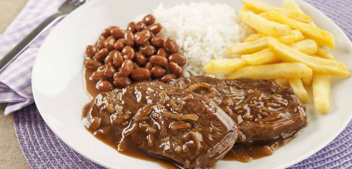 Fashion arroz, feijão, bife e batata frita🍽