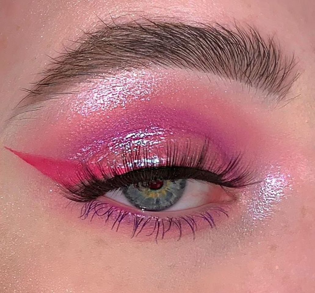 Social Monochromatic eyes inspo