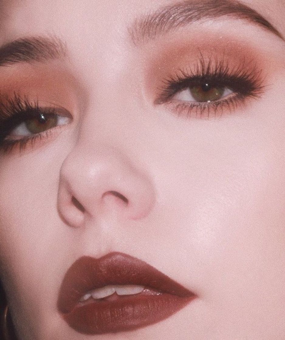 Social Maquiagem anos 90 inspiração