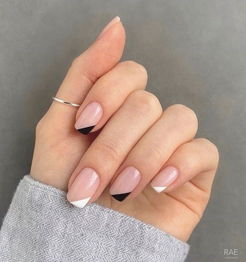 Moda Nails Inspiration 