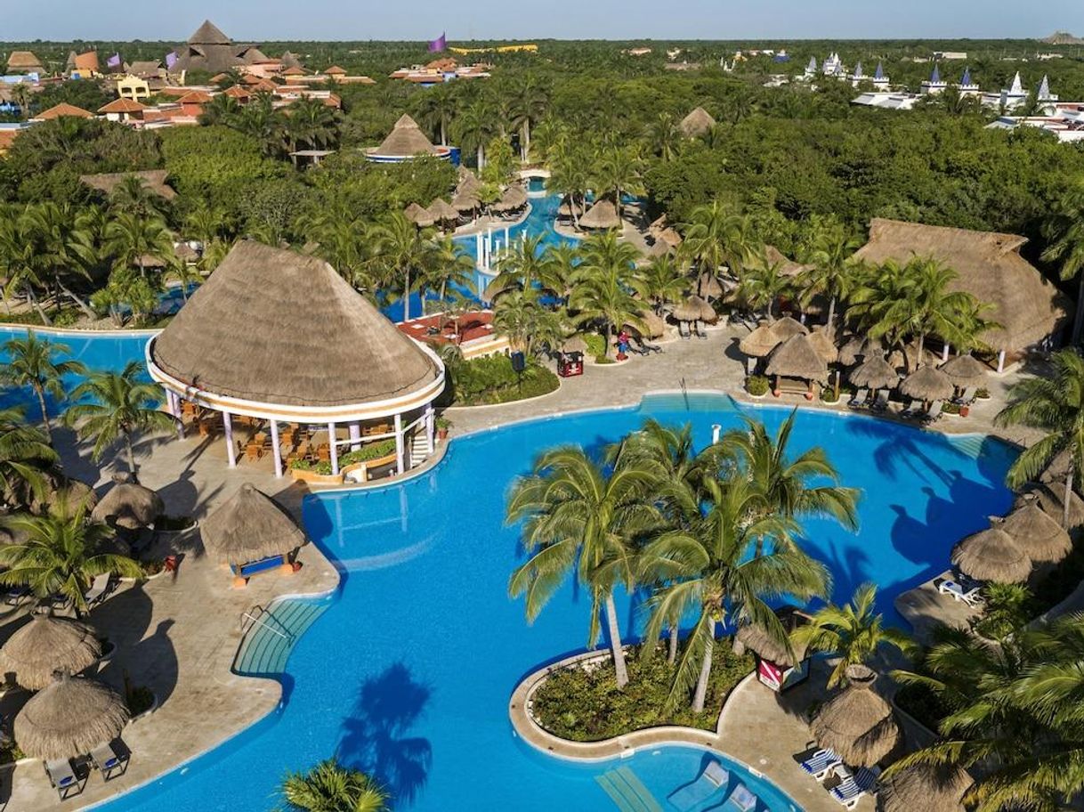 Lugar Iberostar Paraiso Beach