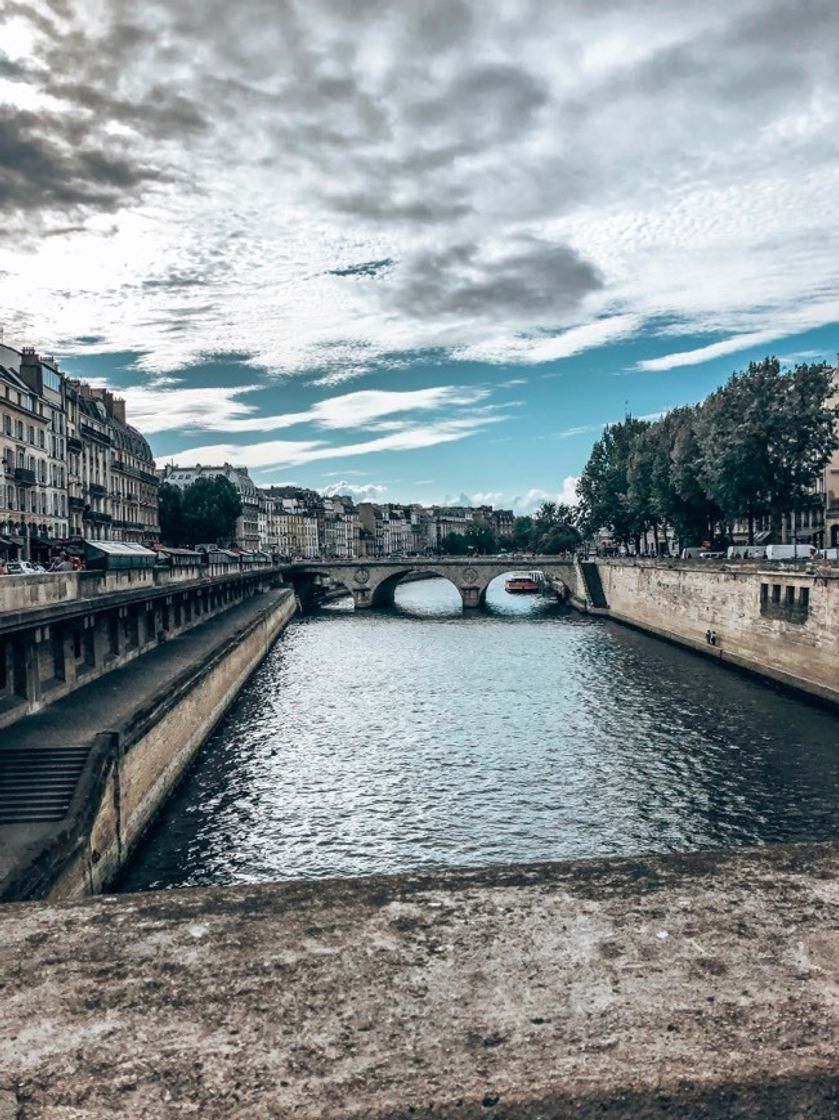 Place Río Sena