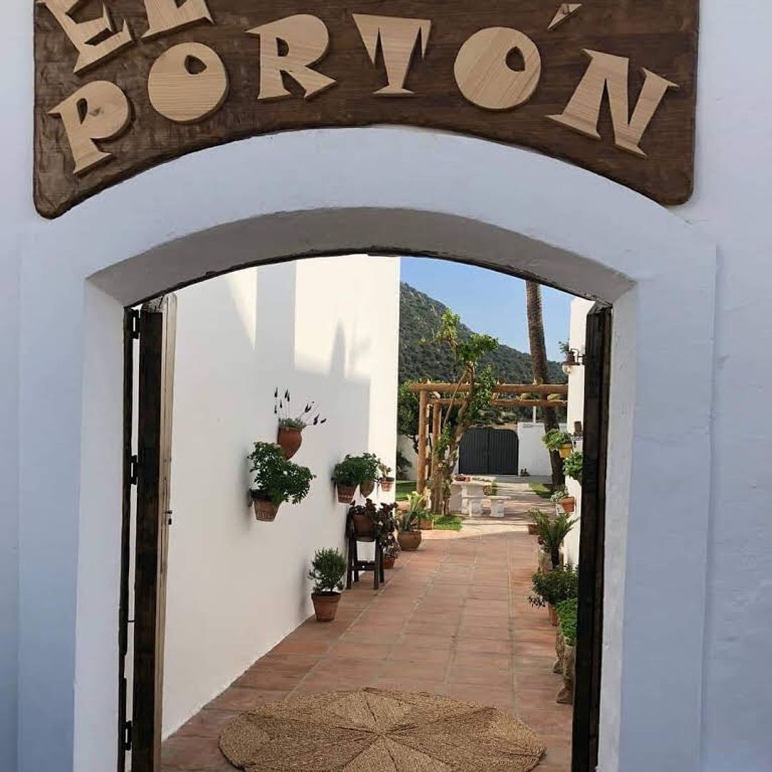 Restaurants Cafe Bar El Porton