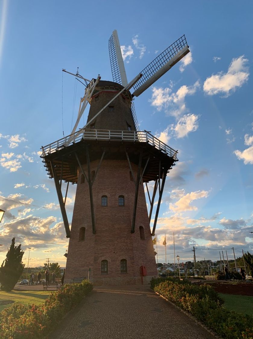 Lugar Portal Turístico da Cidade de Holambra