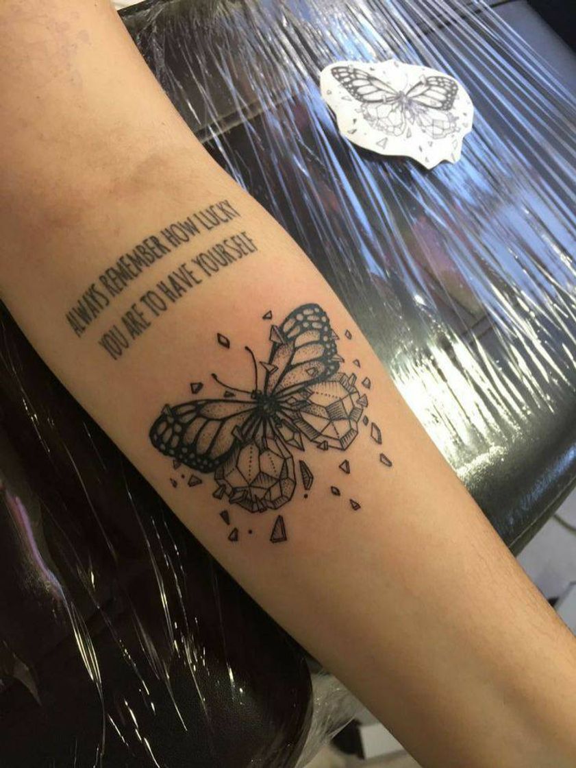 Moda Tatuagem antebraço