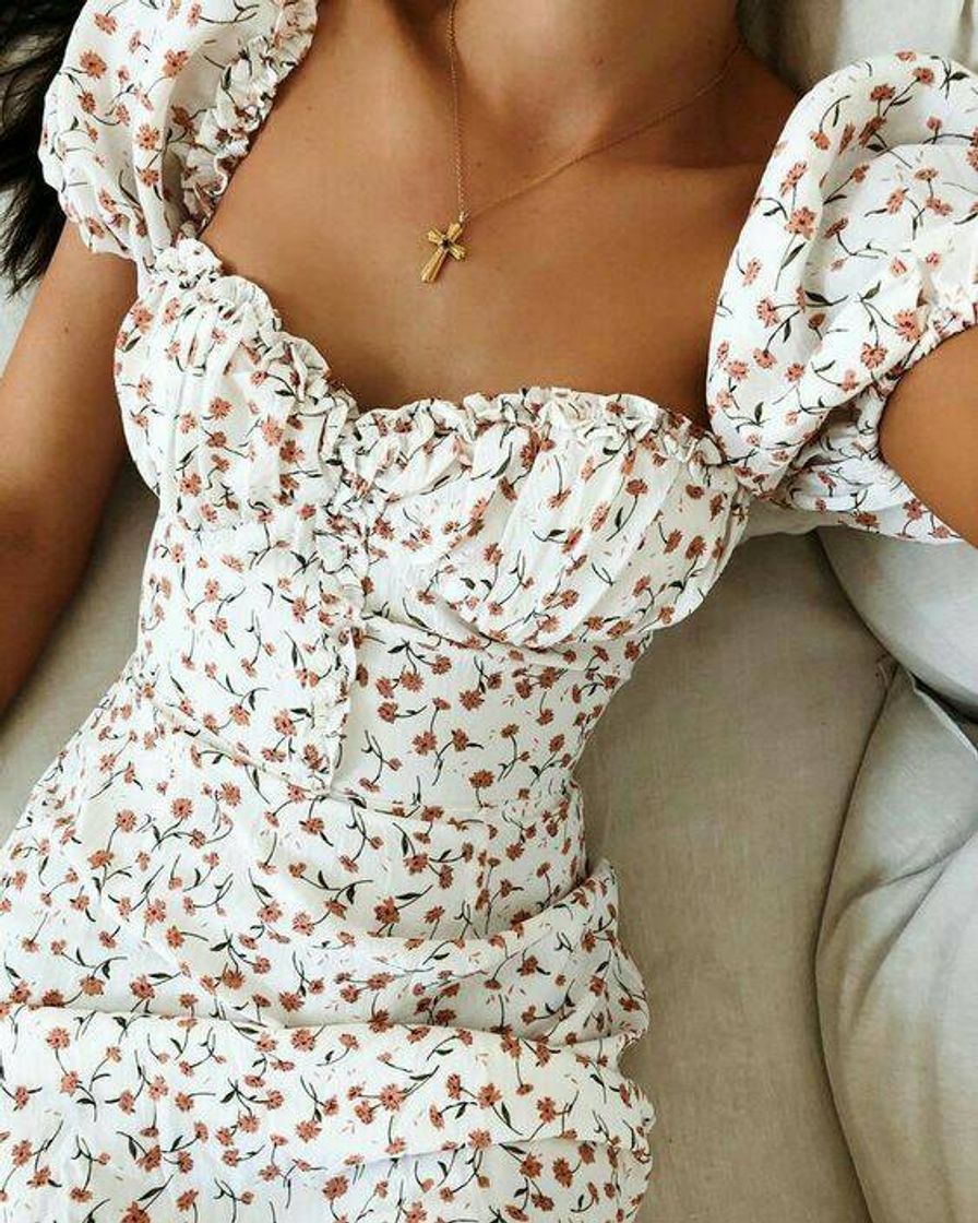 Fashion Vestido branco com flores