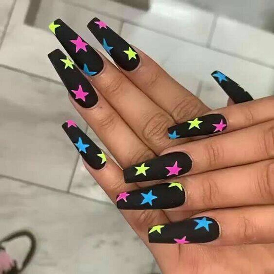 Moda Unhas diferentes