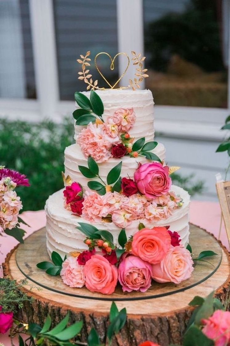 Social Bolo decorado com flores 🌷🎂✨