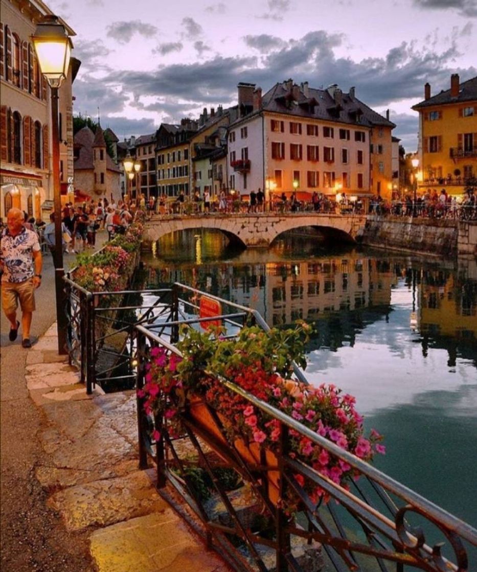 Moda Annecy France