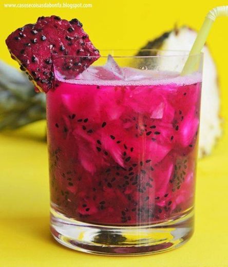 Caipirinha de pitaya