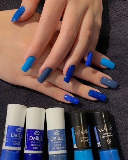 Unhas azul