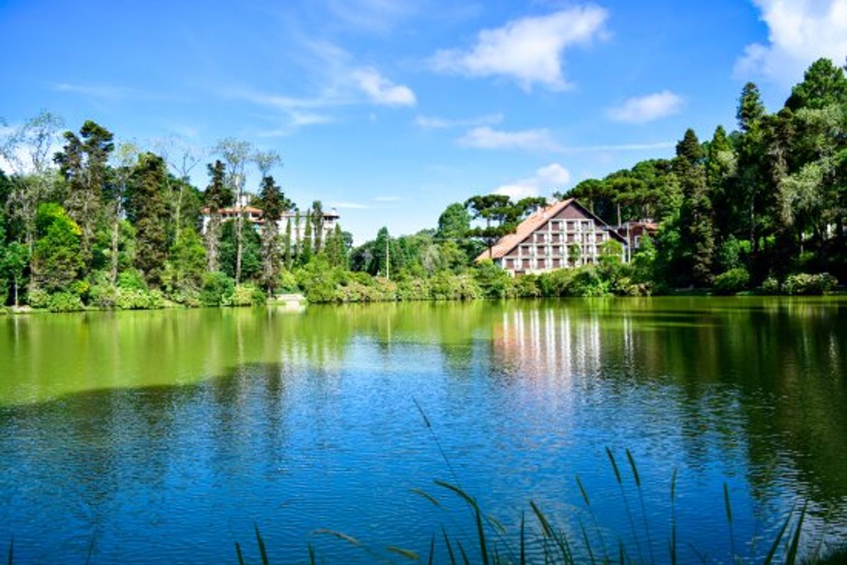 Lugar Lago negro