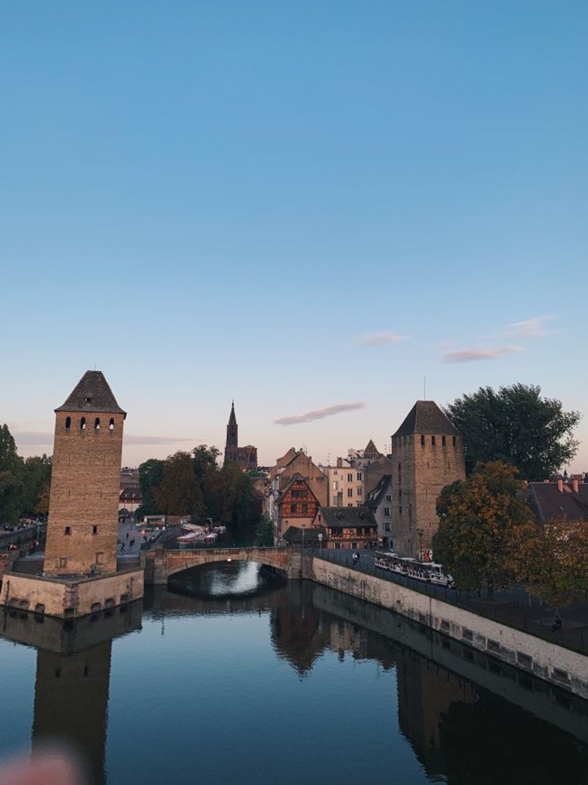 Lugares Pont Couverts