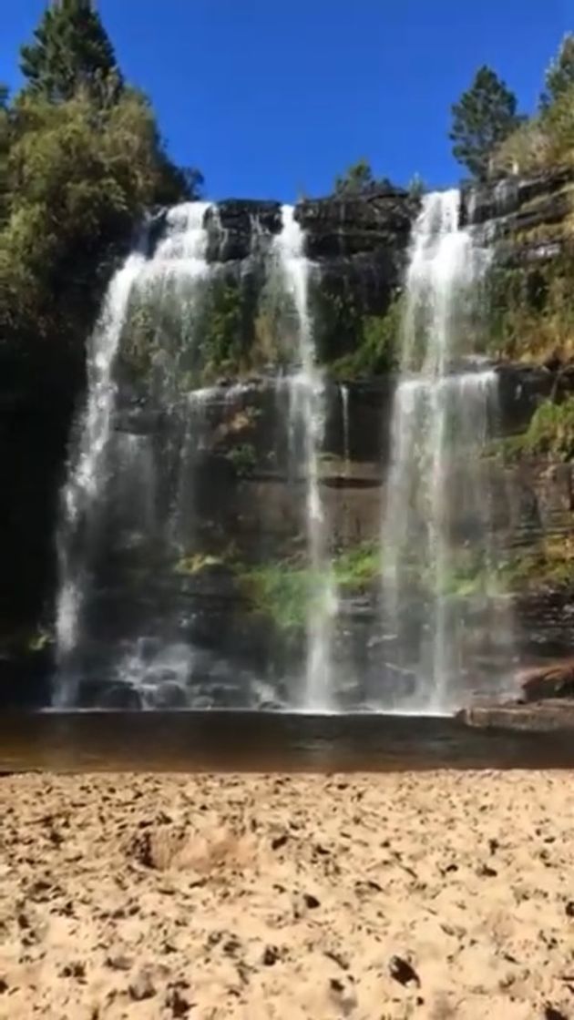 Lugar Cachoeira da Mariquinha