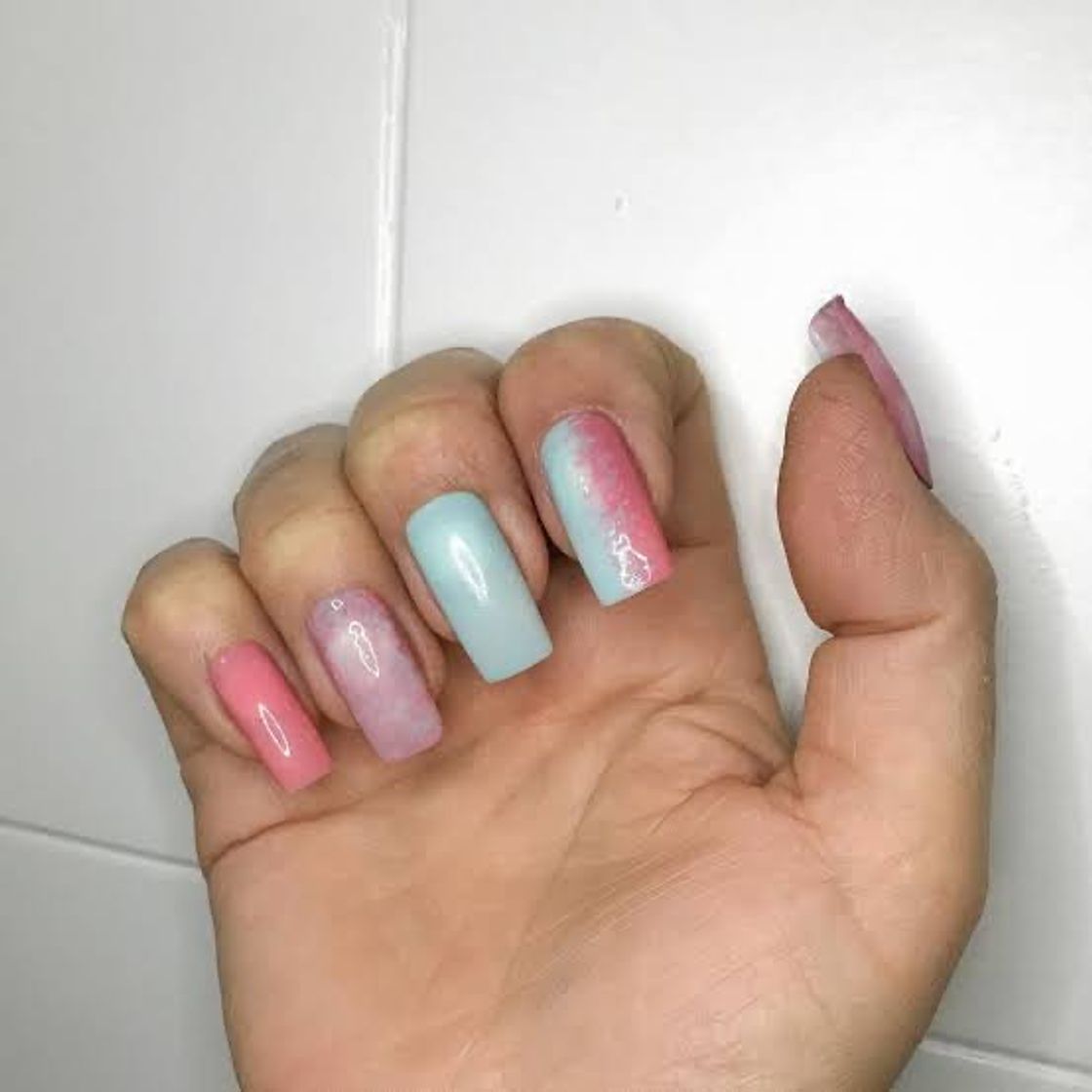 Moda Unhas coloridas