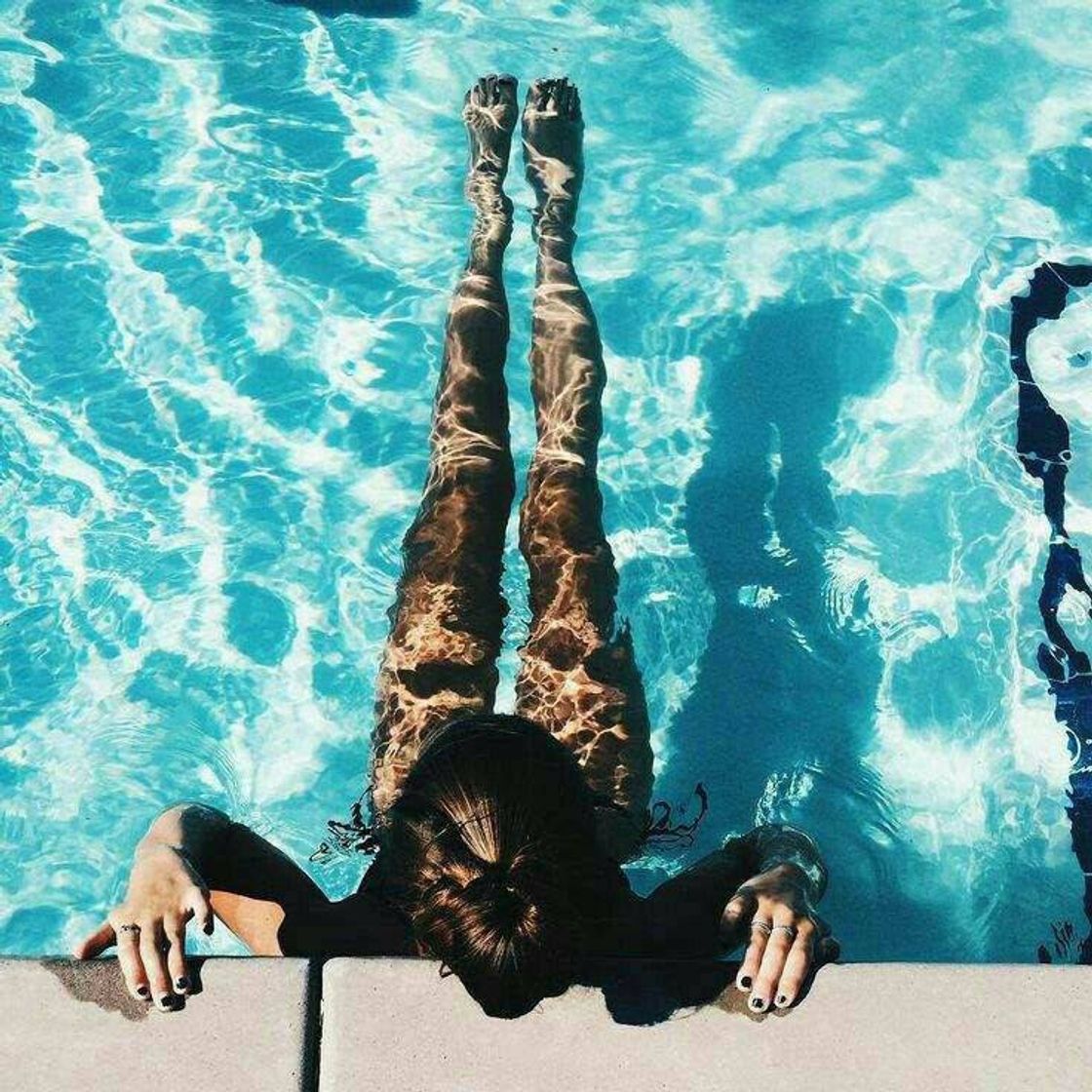 Moda Inspiração para foto na piscina 